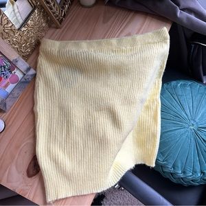 NWT ASOS soft yellow knit mini skirt - US size 12